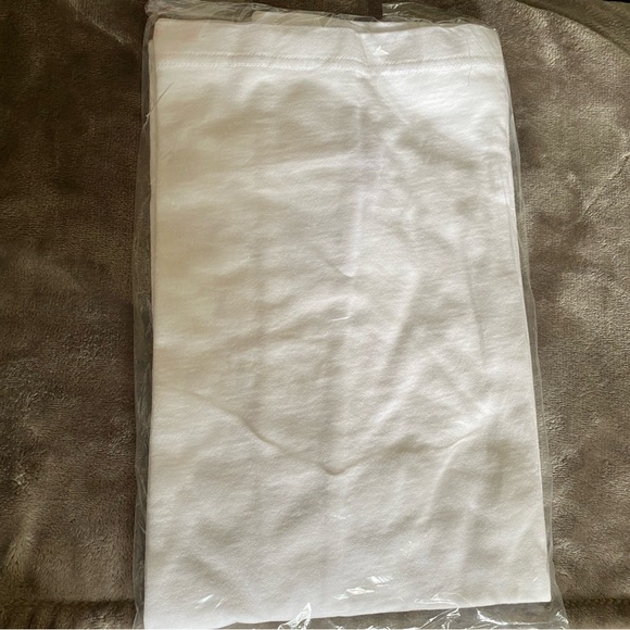 Uniqlo x Marvel Captain Ameica Tee - Picture 2 of 2